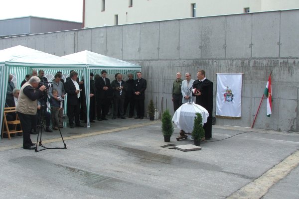 20100509-Alapkoletetel-002